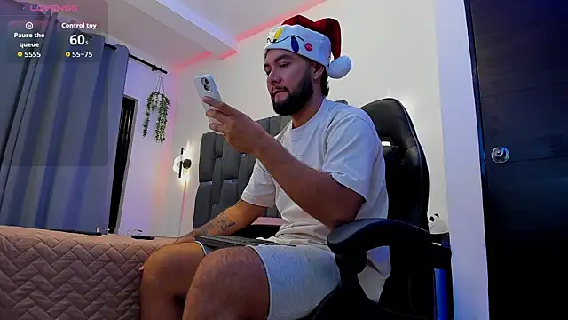 Snapshot of noah_corvelle chatting on December 1, 1:54 am noah corvelle online show from December 1, 1:54 am