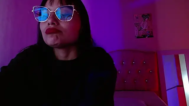 Snapshot of valkiry_ chatting on November 15, 6:48 pm valkiry online show from November 15, 6:48 pm