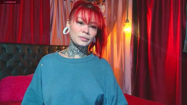 Snapshot of Mercurioo chatting on November 20, 2:01 am Mercurioo online show from November 20, 2:01 am