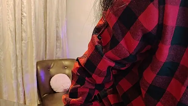 Bella Exhibition online show from January 11, 12:10 pm