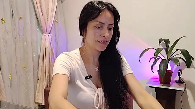 Bella Exhibition online show from February 21, 7:04 pm