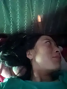 Snapshot of oanh-oanhbay chatting on November 6, 9:26 pm oanh-oanhbay online show from November 6, 9:26 pm