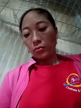 Snapshot of oanh-oanhbay chatting on November 18, 10:47 pm oanh-oanhbay online show from November 18, 10:47 pm