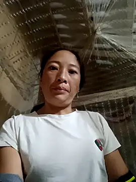 Snapshot of oanh-oanhbay chatting on November 21, 10:08 pm oanh-oanhbay online show from November 21, 10:08 pm