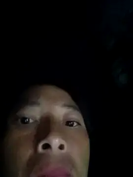 Snapshot of oanh-oanhbay chatting on November 22, 11:42 am oanh-oanhbay online show from November 22, 11:42 am