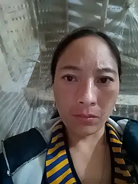 Snapshot of oanh-oanhbay chatting on November 26, 11:55 am oanh-oanhbay online show from November 26, 11:55 am