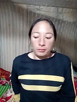 Snapshot of oanh-oanhbay chatting on December 15, 11:58 am oanh-oanhbay online show from December 15, 11:58 am