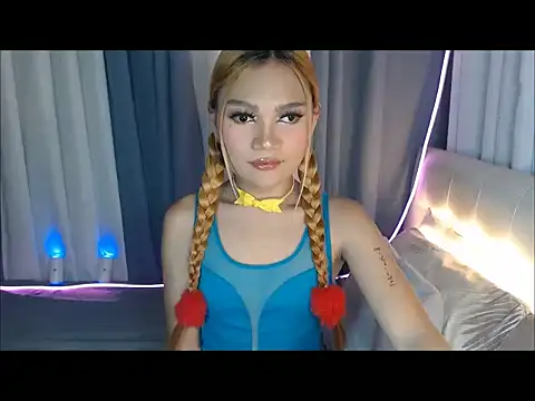 Snapshot of Tsfoxyangelx chatting on November 22, 9:03 pm Tsfoxyangelx online show from November 22, 9:03 pm