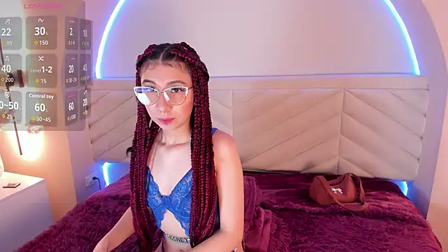 Isabella Crofts online show from April 29, 3:10 am