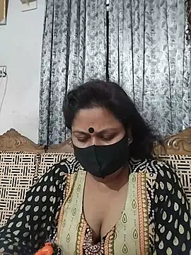 Snapshot of munni-506 chatting on July 10, 5:48 pm munni-506 online show from July 10, 5:48 pm