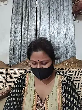 Snapshot of munni-506 chatting on August 5, 6:44 pm munni-506 online show from August 5, 6:44 pm