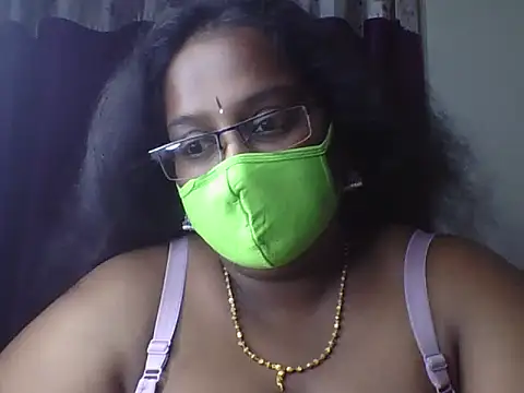 hootypriya online show from May 8, 6:24 pm
