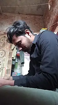 Snapshot of sageer097 chatting on December 21, 8:32 am sageer097 online show from December 21, 8:32 am