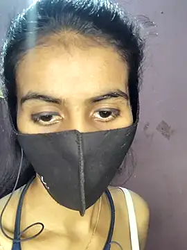 Snapshot of Thaper_Meera2 chatting on May 2, 7:57 am Thaper Meera2 online show from May 2, 7:57 am