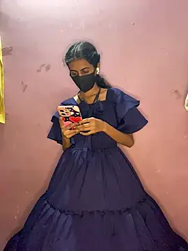 Snapshot of Thaper_Meera2 chatting on June 11, 5:55 pm Thaper Meera2 online show from June 11, 5:55 pm