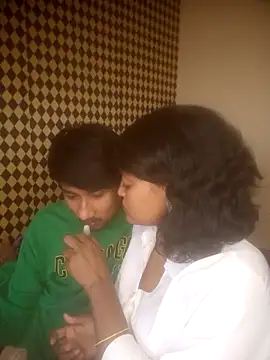 Freakingromance online show from March 13, 6:09 am