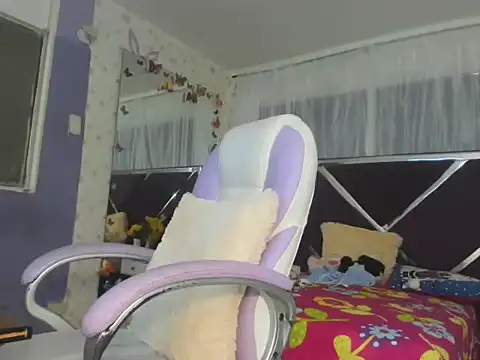 Snapshot of Santy_bigcock_01 chatting on November 28, 12:52 pm Santy bigcock 01 online show from November 28, 12:52 pm