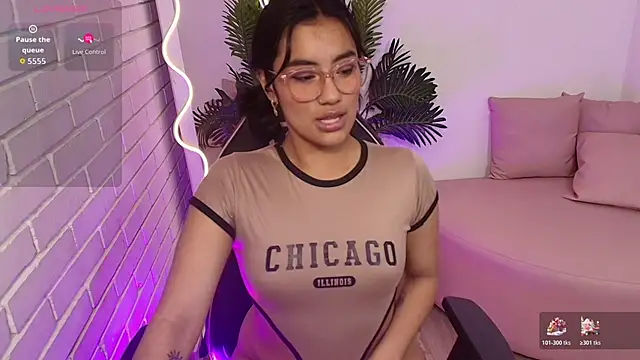 Snapshot of PEACHY_TAY chatting on December 18, 12:11 pm PEACHY TAY online show from December 18, 12:11 pm