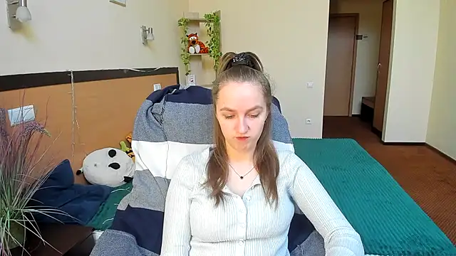 Nesie-Stoun online show from November 24, 9:20 am