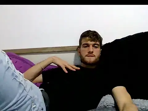 Snapshot of nikolasnik50 chatting on November 4, 9:14 pm nikolasnik50 online show from November 4, 9:14 pm