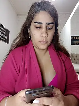 Snapshot of nahiarabiel33 chatting on May 10, 6:13 pm nahiarabiel33 online show from May 10, 6:13 pm