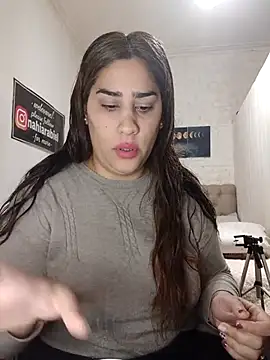 Snapshot of nahiarabiel33 chatting on June 13, 7:23 pm nahiarabiel33 online show from June 13, 7:23 pm