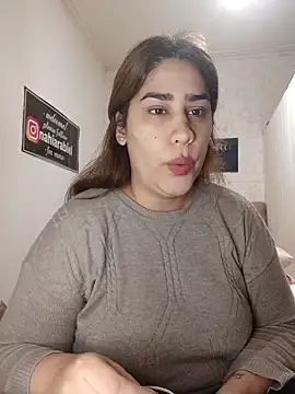 Snapshot of nahiarabiel33 chatting on June 16, 7:16 pm nahiarabiel33 online show from June 16, 7:16 pm