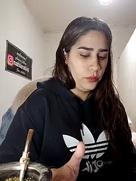 Snapshot of nahiarabiel33 chatting on June 30, 7:48 pm nahiarabiel33 online show from June 30, 7:48 pm