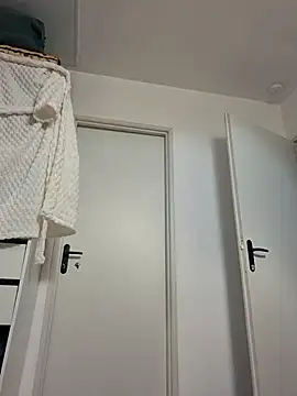 Snapshot of inamx69x chatting on November 18, 9:25 am inamx69x online show from November 18, 9:25 am