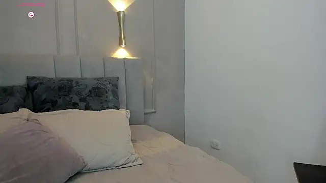 annie  20 online show from January 7, 12:07 pm