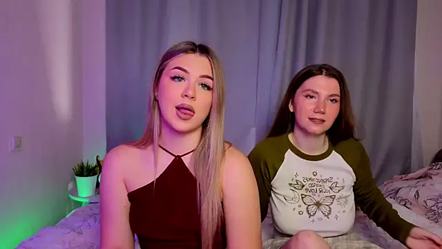 MelitaMoote online show from November 18, 6:18 am