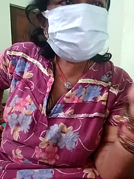 Snapshot of savithasree chatting on December 17, 6:25 pm savithasree online show from December 17, 6:25 pm