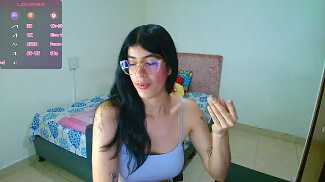 Kassandra 0304 online show from May 2, 12:21 pm