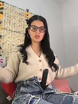 Snapshot of Lorenaa1 chatting on May 22, 8:58 pm Lorenaa1 online show from May 22, 8:58 pm