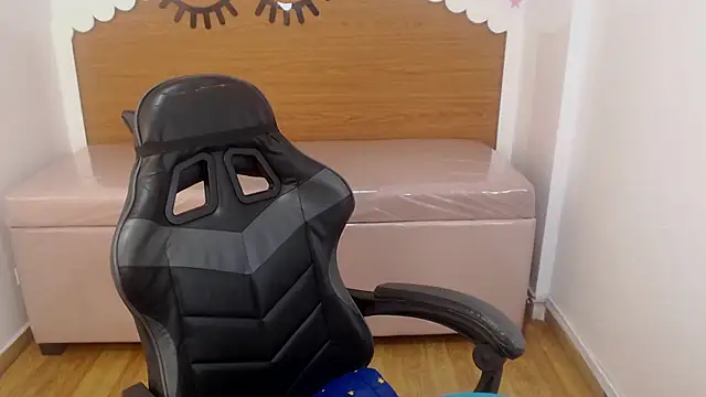 scarlett percy t online show from February 23, 7:33 pm