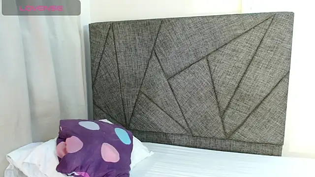 sally mollylove online show from November 28, 1:14 pm