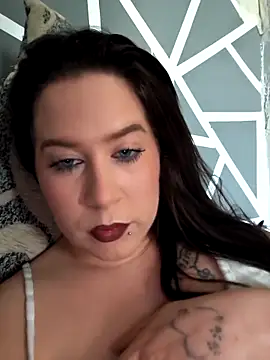 Snapshot of zara_night01 chatting on November 5, 10:04 am zara night01 online show from November 5, 10:04 am