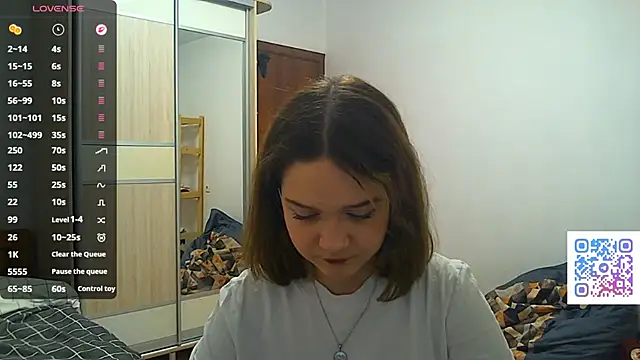 Snapshot of AlissaGerardo chatting on December 20, 2:13 pm AlissaGerardo online show from December 20, 2:13 pm