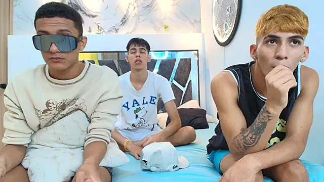 Snapshot of IMPERIO_ROMANO chatting on November 11, 7:36 pm IMPERIO ROMANO online show from November 11, 7:36 pm