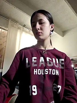 Snapshot of Celeste_Moretti chatting on December 18, 2:23 pm Celeste Moretti online show from December 18, 2:23 pm