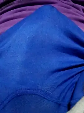 Alvaroz1992 online show from November 22, 1:15 am