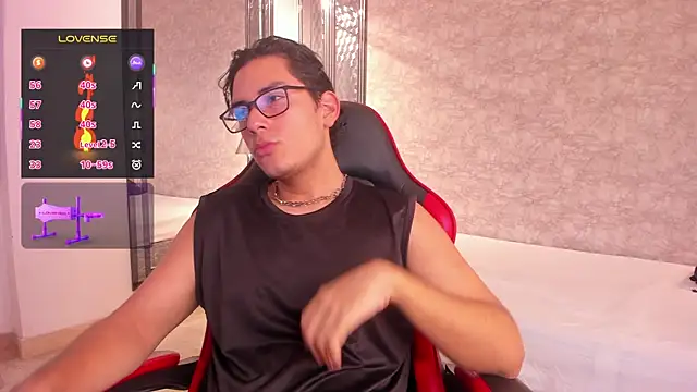 TheoHart  online show from November 27, 12:18 pm