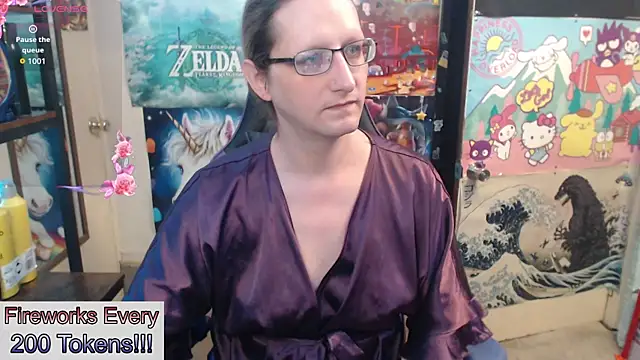 Savanah Banana  online show from July 4, 9:26 am