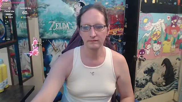 Savanah Banana  online show from July 12, 9:33 am