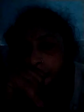 Snapshot of Hami705 chatting on December 3, 1:35 am Hami705 online show from December 3, 1:35 am