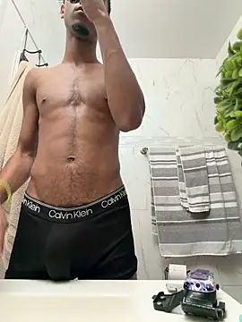 drpapi1942 online show from November 13, 7:46 pm