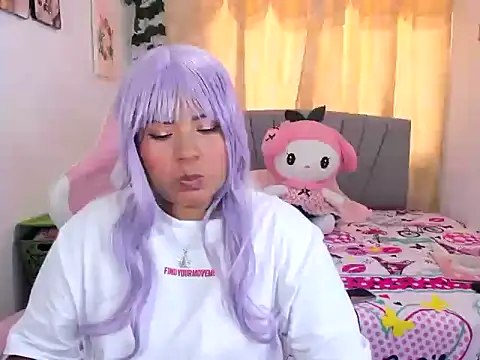 ErosLunax online show from November 17, 10:15 pm