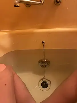 Snapshot of houkeiboy78 chatting on December 14, 10:09 am houkeiboy78 online show from December 14, 10:09 am