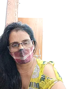 sanjana077 online show from April 25, 1:41 pm