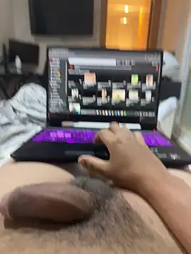 Snapshot of Hernan268 chatting on November 5, 9:09 am Hernan268 online show from November 5, 9:09 am